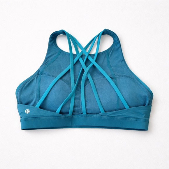 Lululemon Free to be Serene Sports Bra - Picture 4 of 5
